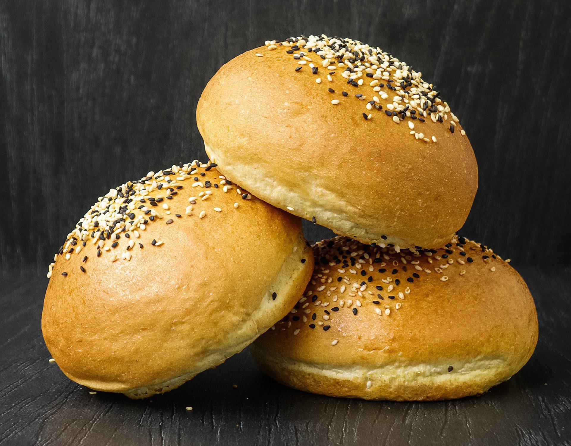 Bolletjes met sesamzaad