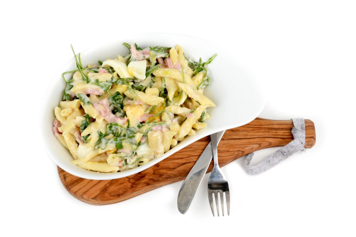 Penne met asperges en beenham